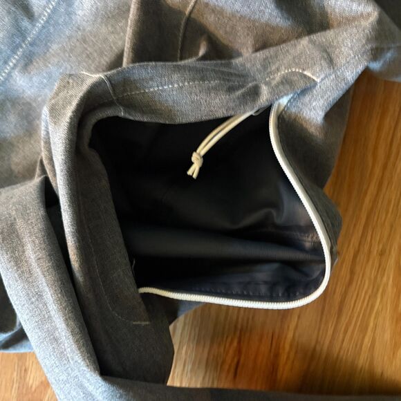 THE NORTH FACE Hyvent 2.5L Gray Performance Jacket/Raincoat Womens Size Medium - Picture 7 of 9